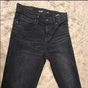 Old navy blackish blue color jeans in size 14 for boys.